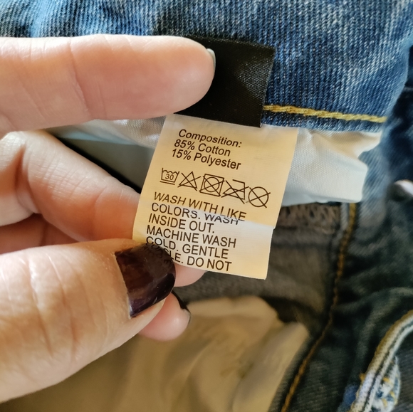 Shein distressed painted jeans - Picture 3 of 8